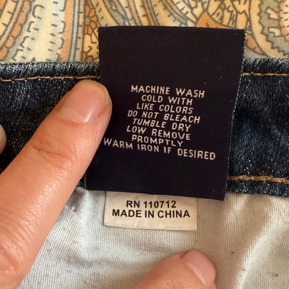 VIGOSS STUDIO The Brooklyn Mid-rise Skinny Classic Blue Distressed Skinny Jeans - Picture 8 of 8